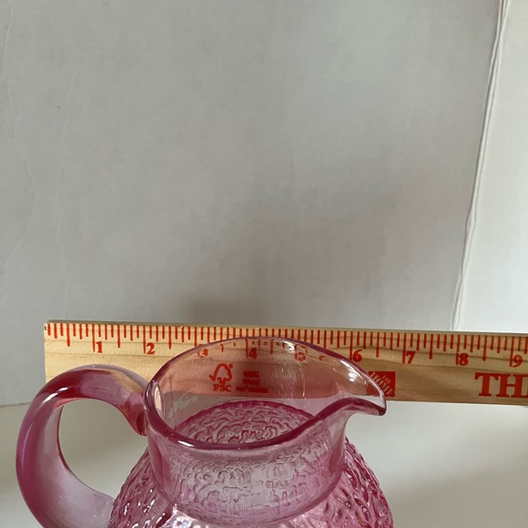 Pink Textured Glass Teleflora Pitcher Flower Vase Vintage 1980’s - Picture 10 of 10